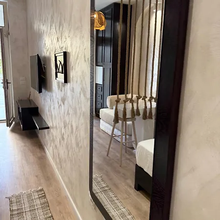 Luvra 2 Apartment *