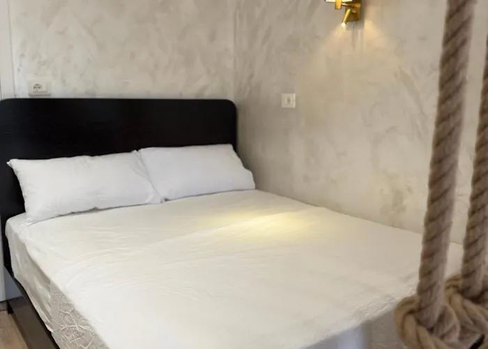 Appartement Luvra 2 *